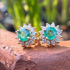 💕SOLD💕14K YG EFFY Emerald & Diamond Halo Earrings
